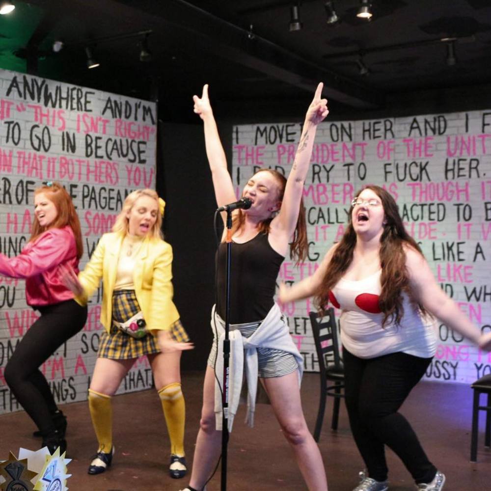 Meet your Posher, Crystal